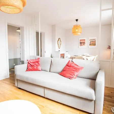 Apartment Cadre Idyllique Pres De La Gare